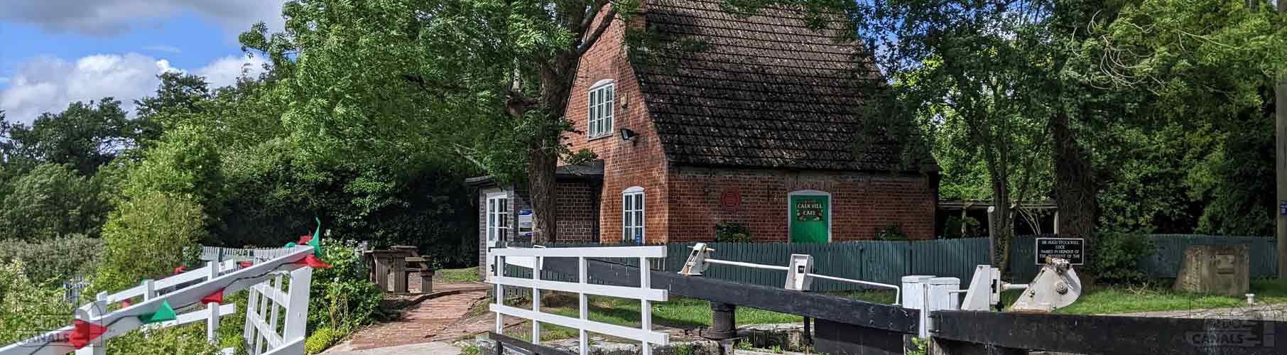 Caen Hill Cafe at the top of Caen Hill Locks