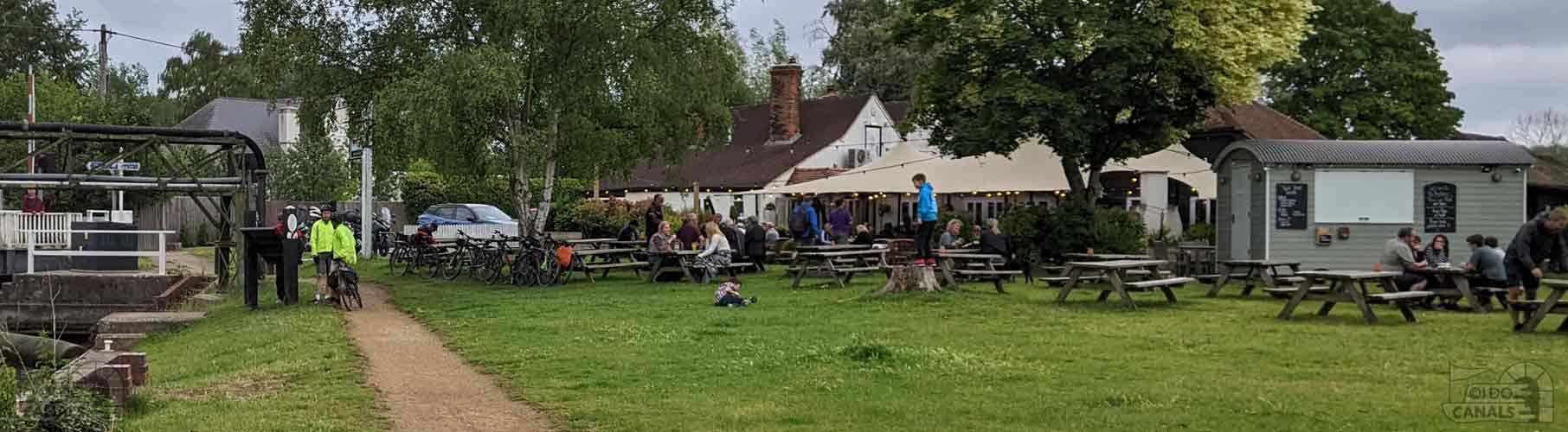 The Rowbarge Waterside Pub