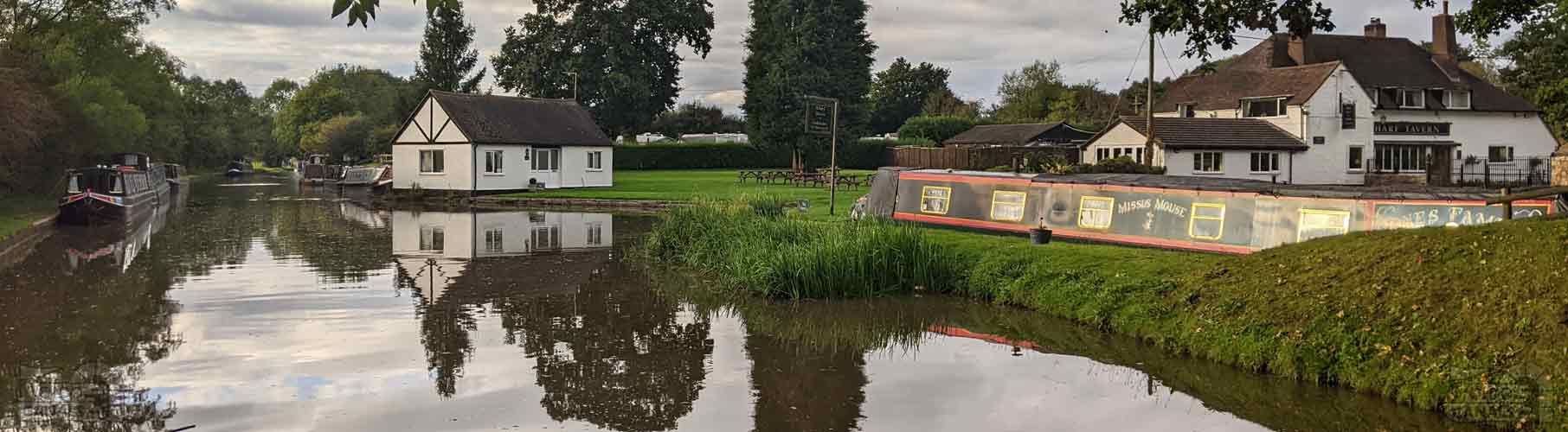 Wharf Tavern - A Boaters Favourite